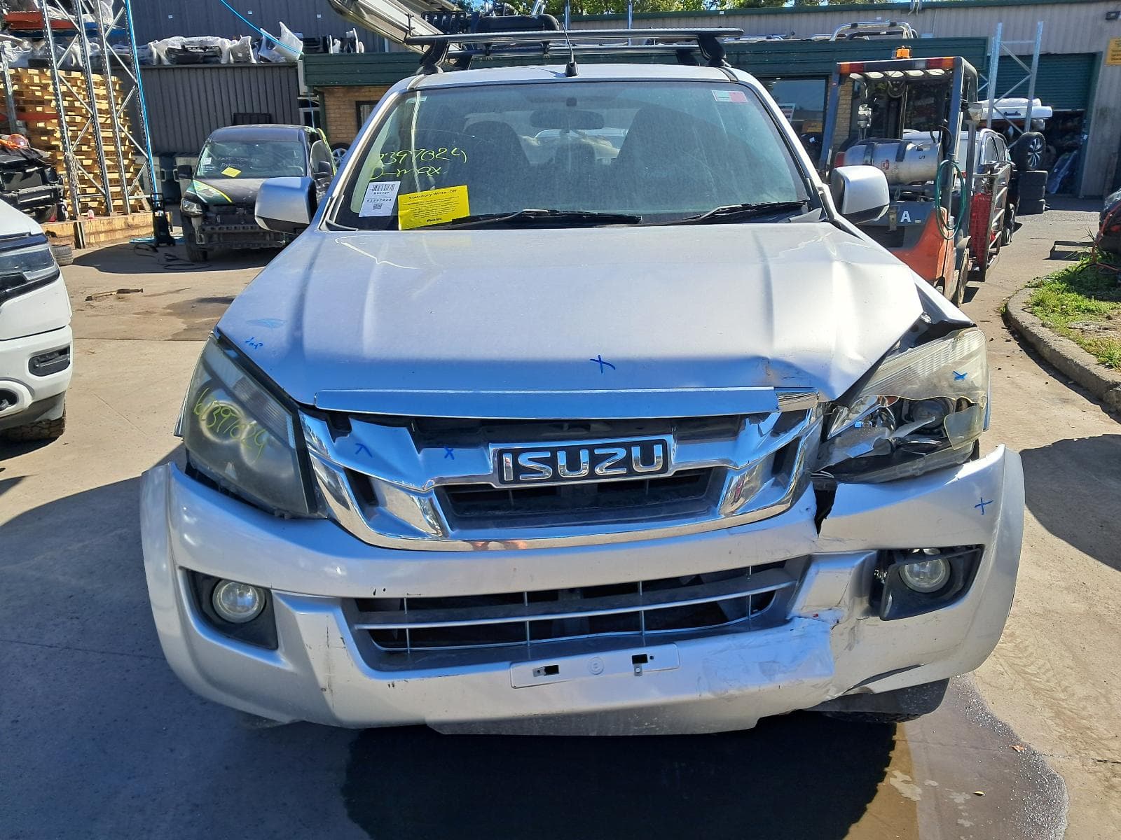 2013 ISUZU DMAX 10