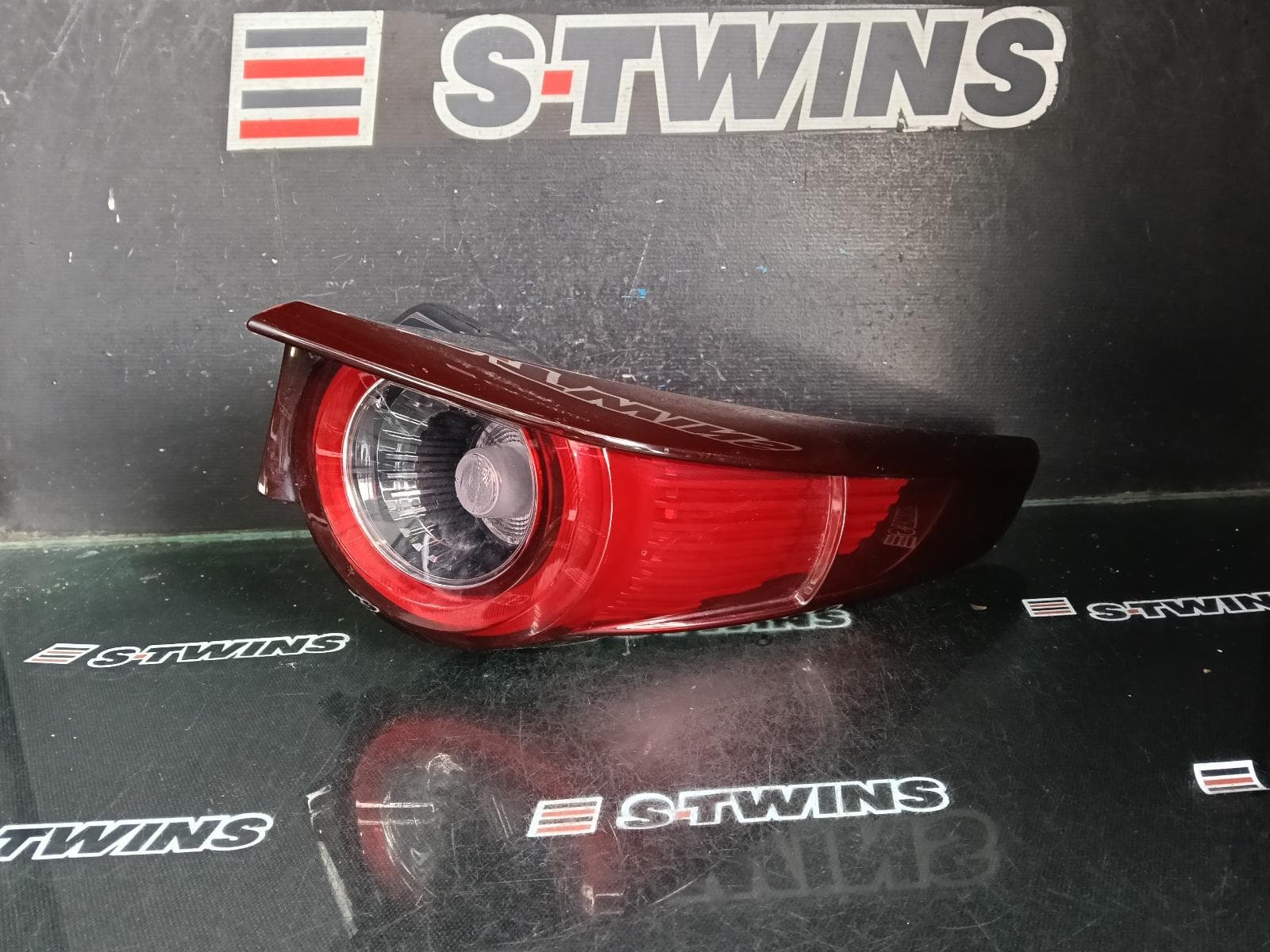 Used auto part listing image: 2020 MAZDA CX30 RIGHT TAILLIGHT IN BODY, W/ LED, TINTED TYPE, DM, 10/19