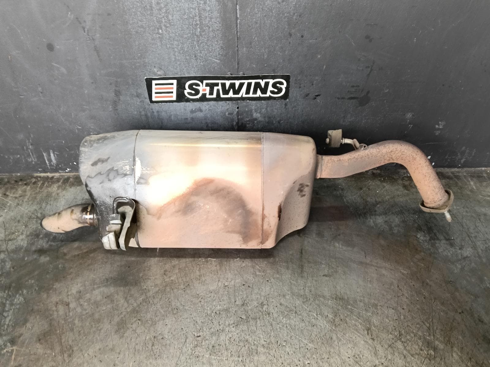 Used auto part listing image: 2022 HYUNDAI I30 MUFFLER PD, HATCH (S. KOREA VIN KMHH), ACTIVE/ELITE, 03/17-12/23