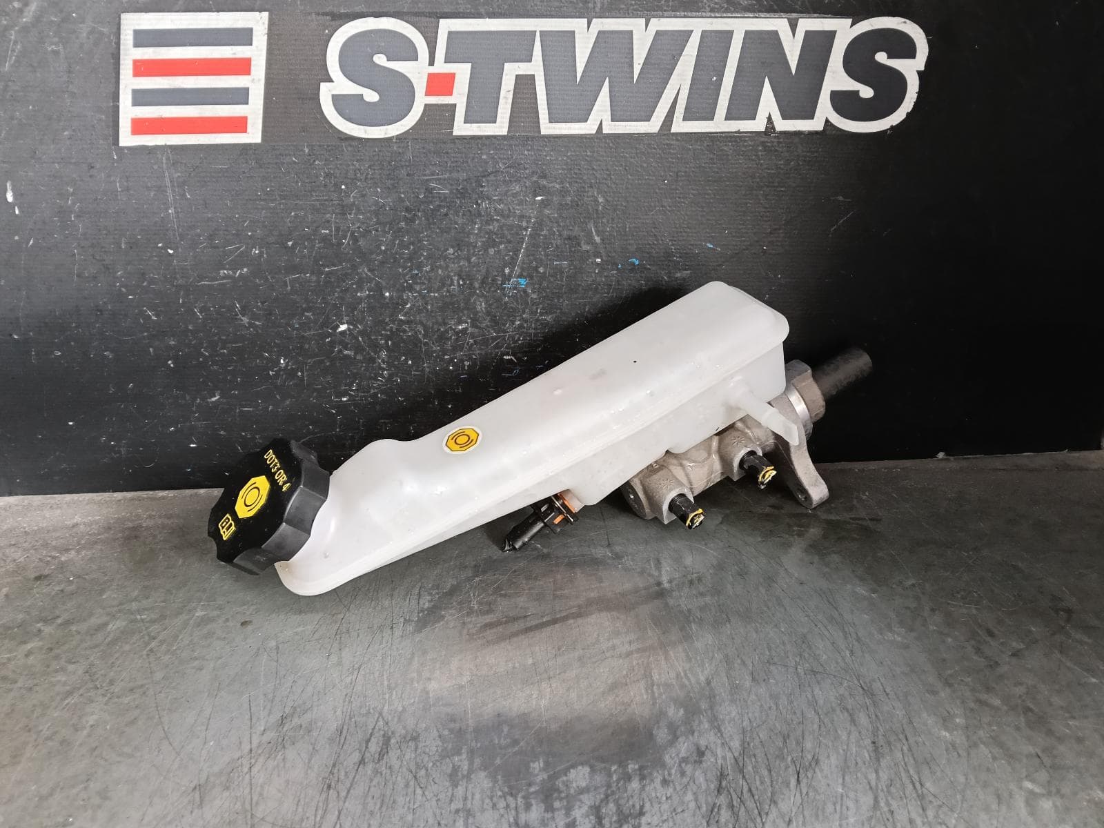 Used auto part listing image: 2022 HYUNDAI I30 MASTER CYLINDER PD, HATCH, NON N PREMIUM, 03/17