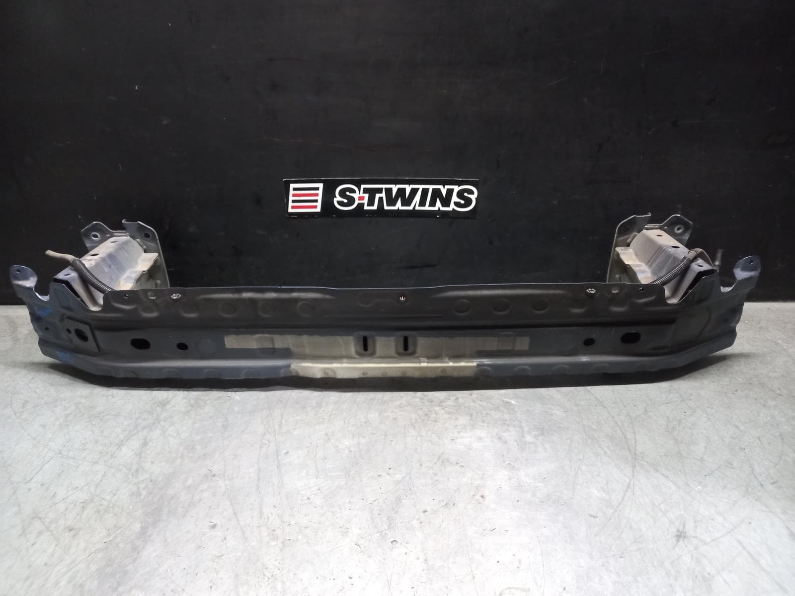 Used auto part listing image: 2018 SUBARU IMPREZA F BAR REINFORC BRACK G5, MAIN REINFORCEMENT, 09/16-09/23 0000402660