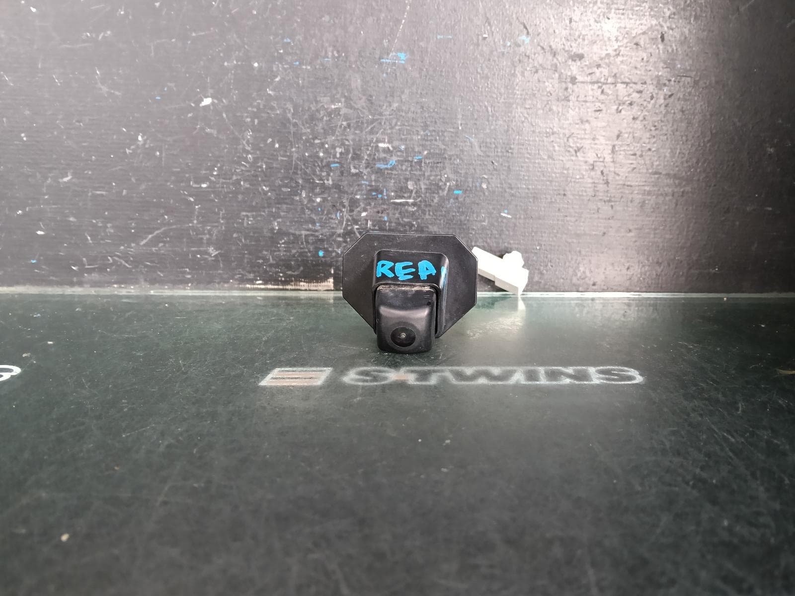 Used auto part listing image: 2016 SUZUKI VITARA REVERSE CAMERA REVERSE CAMERA (TAILGATE HANDLE MOUNTED), VITARA, LY (VIN TSM), 06/15-09/25