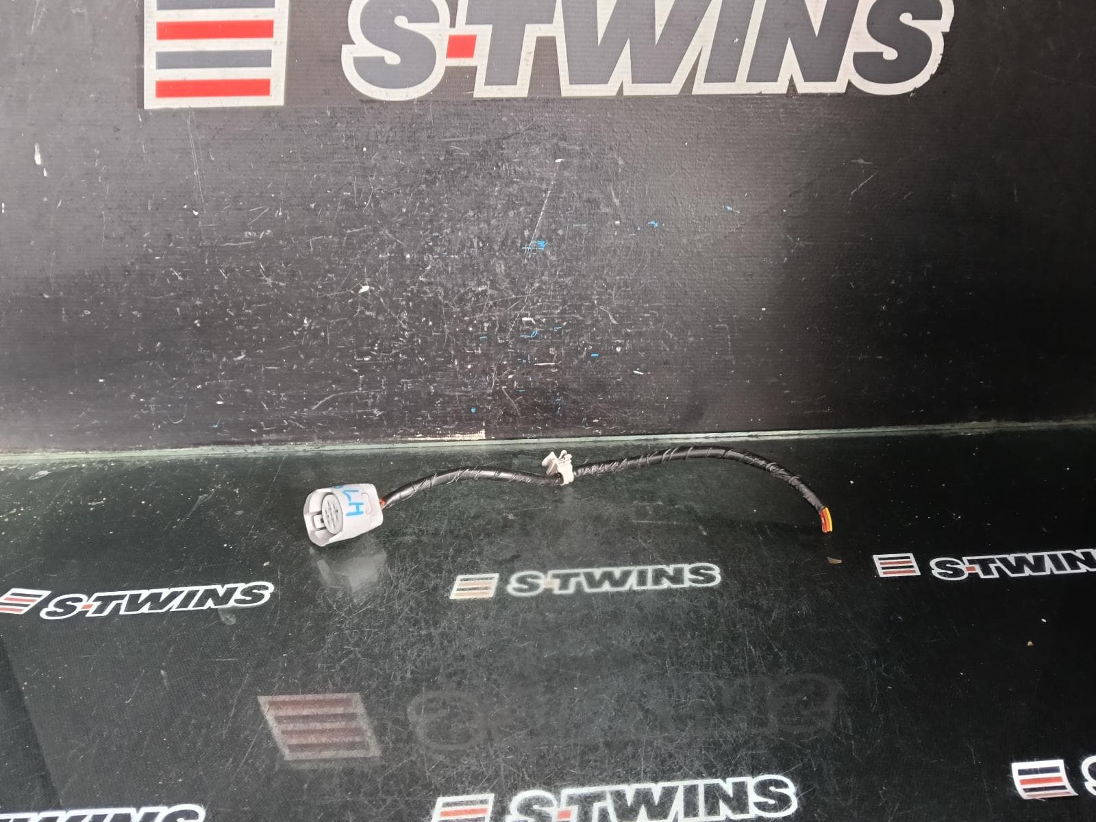 Used auto part listing image: 2024 MAZDA CX30 WIRE HARNESS DM, 10/19- 0000425133
