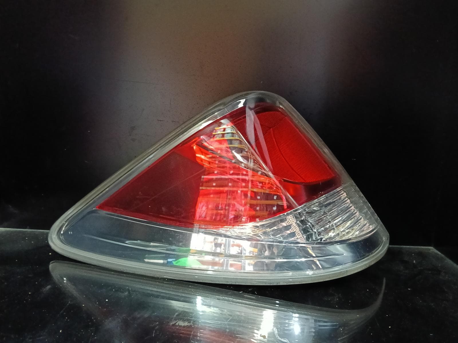 Used auto part listing image: 2013 MAZDA BT50 LEFT TAILLIGHT UP-UR, UTE, UPPER, W/ CHROME SURROUND TYPE, 10/11-06/20 0000390178