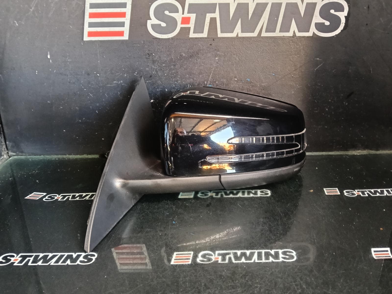 Used auto part listing image: 2015 MERCEDES CLA CLASS LEFT DOOR MIRROR C117/X117, COUPE/WAGON, 09/13-12/15