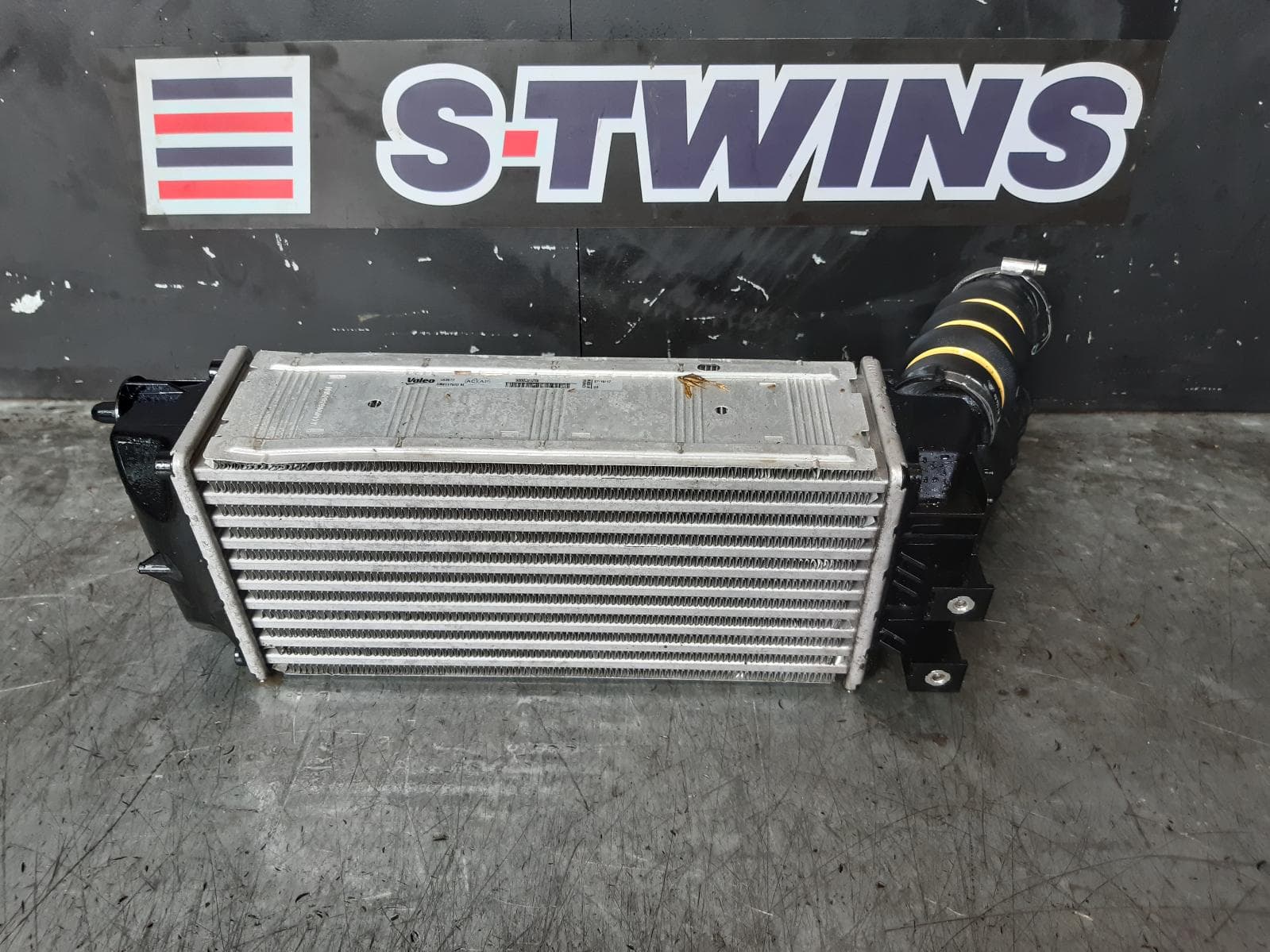 Used auto part listing image: 2018 CITROEN BERLINGO INTERCOOLER DIESEL, 1.6, 9HE/9HF, B9C, 03/09-12/18 0000107991