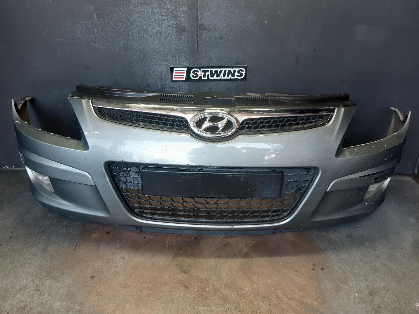 Used auto part listing image: 2010 HYUNDAI I30 FRONT BUMPER FD, HATCH/WAGON, 09/07-04/12 0000374782