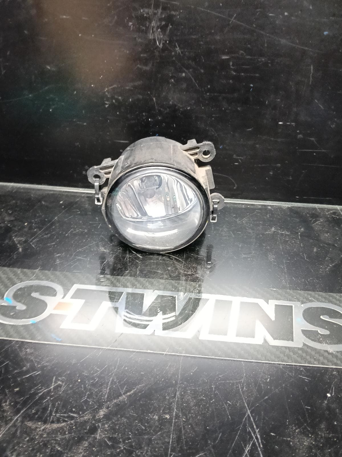 Used auto part listing image: 2021 RENAULT TRAFIC RIGHT INDICATOR FOG SIDE BUMPER FOGLAMP, W/ HALOGEN TYPE, X82, 01/15-12/21 0000406759