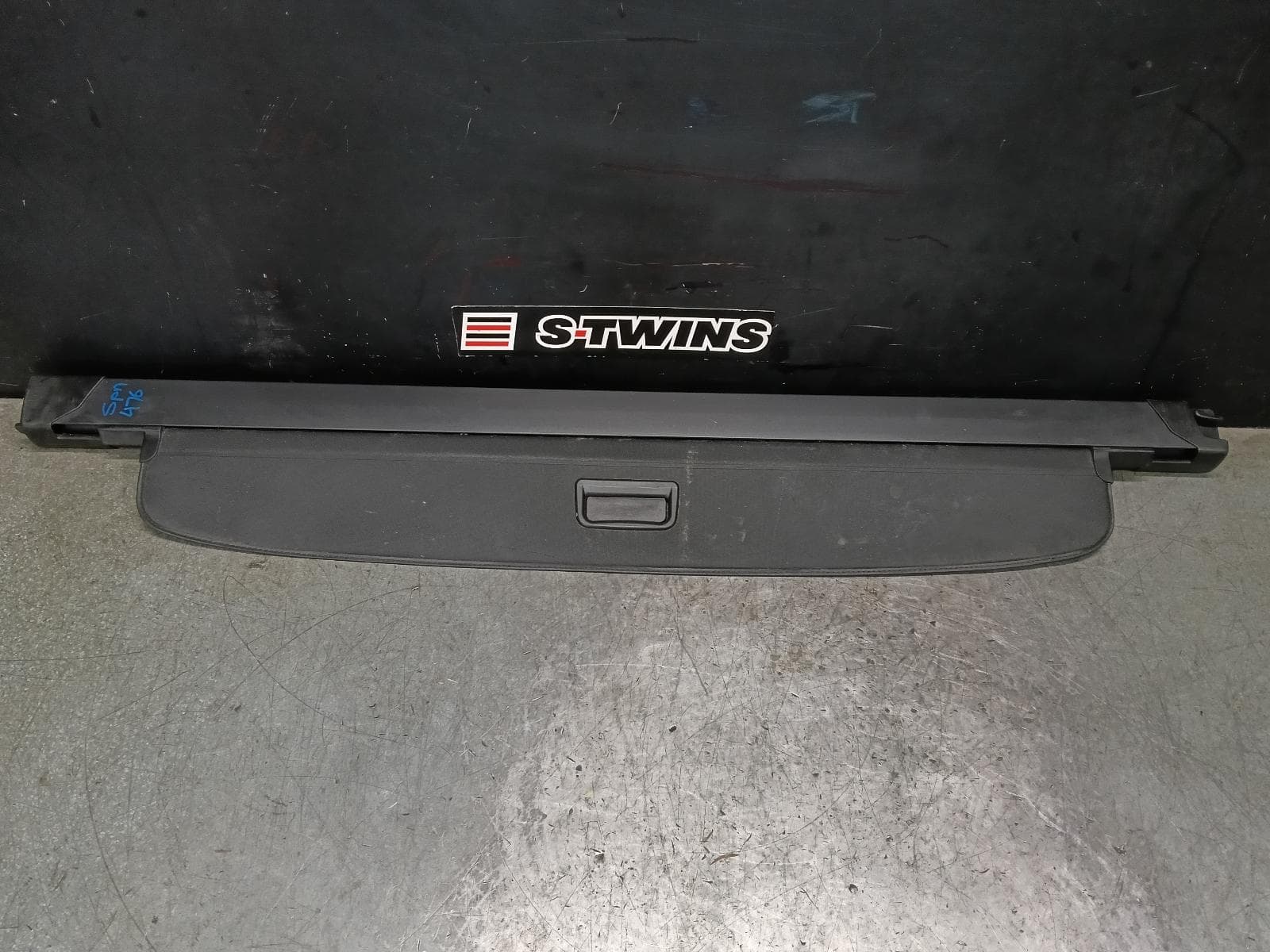 Used auto part listing image: 2018 AUDI Q7 PARCEL SHELF CARGO BLIND CARGO BLIND, 4M, 07/15- 0000405296