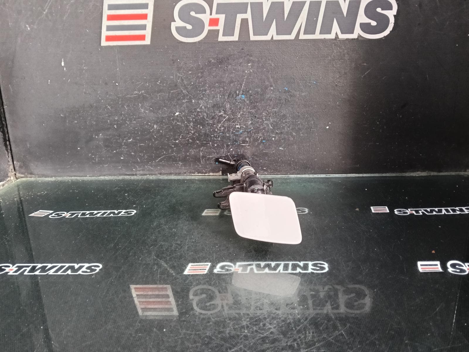 Used auto part listing image: 2018 JEEP GRANDCHEROKEE WASHER JET WK, 10/10-02/22