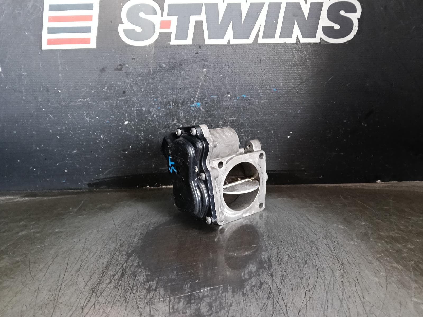 Used auto part listing image: 2024 NISSAN NAVARA THROTTLE BODY NP300, 2.3, DIESEL, YS23DDTT, TWIN TURBO, 04/15-01/26