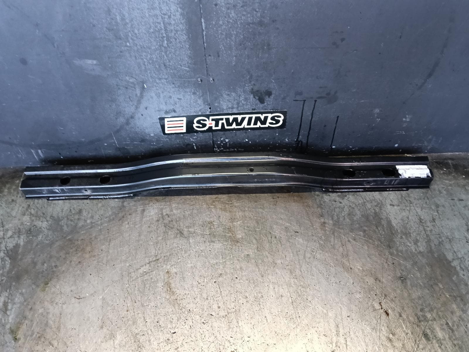 Used auto part listing image: 2024 NISSAN NAVARA F BAR REINFORC BRACK NP300, MAIN REINFORCEMENT, 12/20-01/26