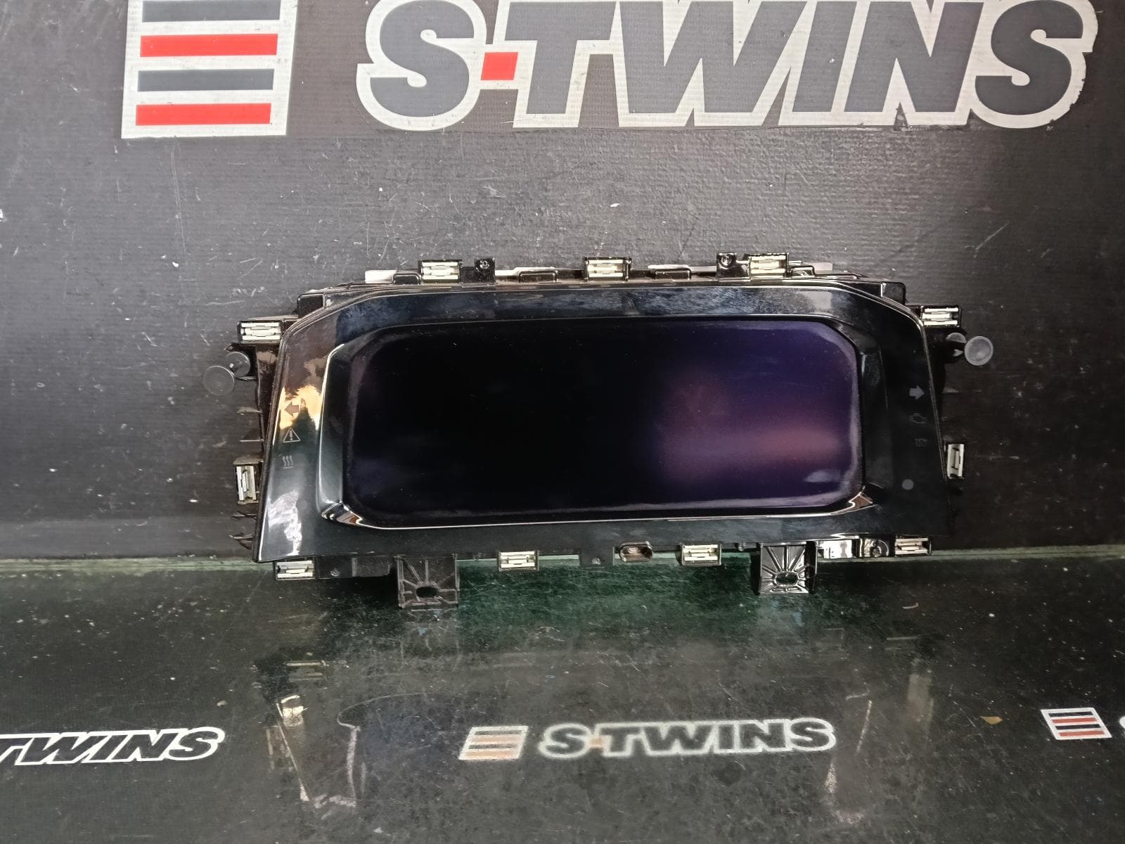 Used auto part listing image: 2023 VOLKSWAGEN GOLF INSTRUMENTCLUSTER INSTRUMENT CLUSTER, DIGITAL, GOLF R, GEN 8, 09/20