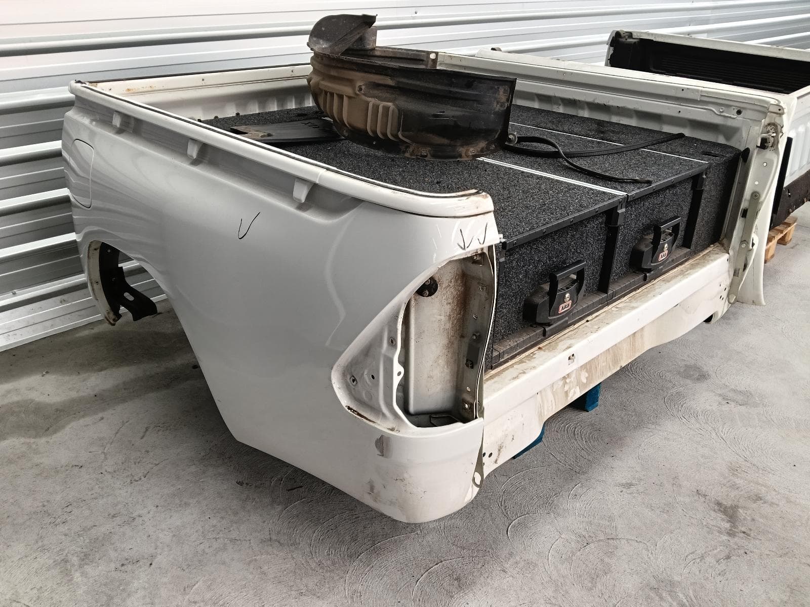 Used auto part listing image: 2019 TOYOTA HILUX UTE BACK UTE BACK, DUAL CAB, SR TYPE, 06/15-09/25 0000417588