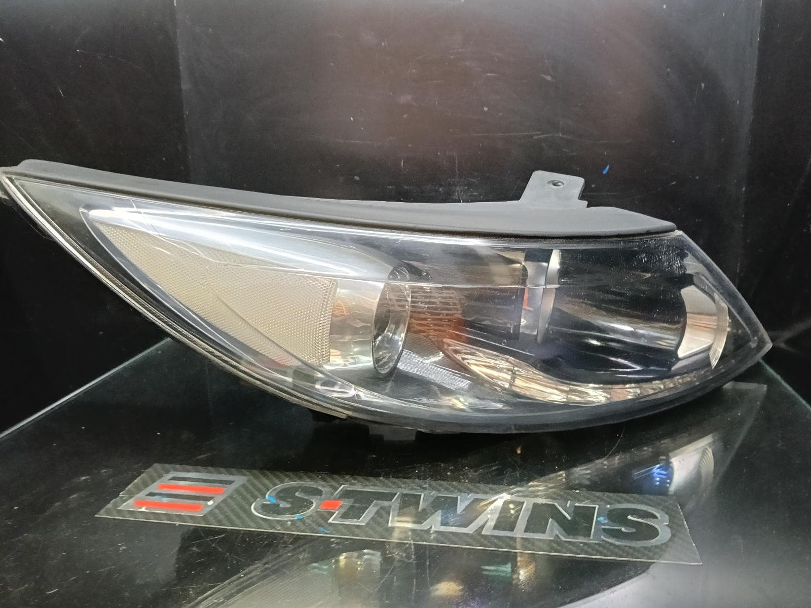 Used auto part listing image: 2011 KIA SPORTAGE RIGHT HEADLAMP SL, SLi/PLATINUM, 05/10-05/13 0000373859