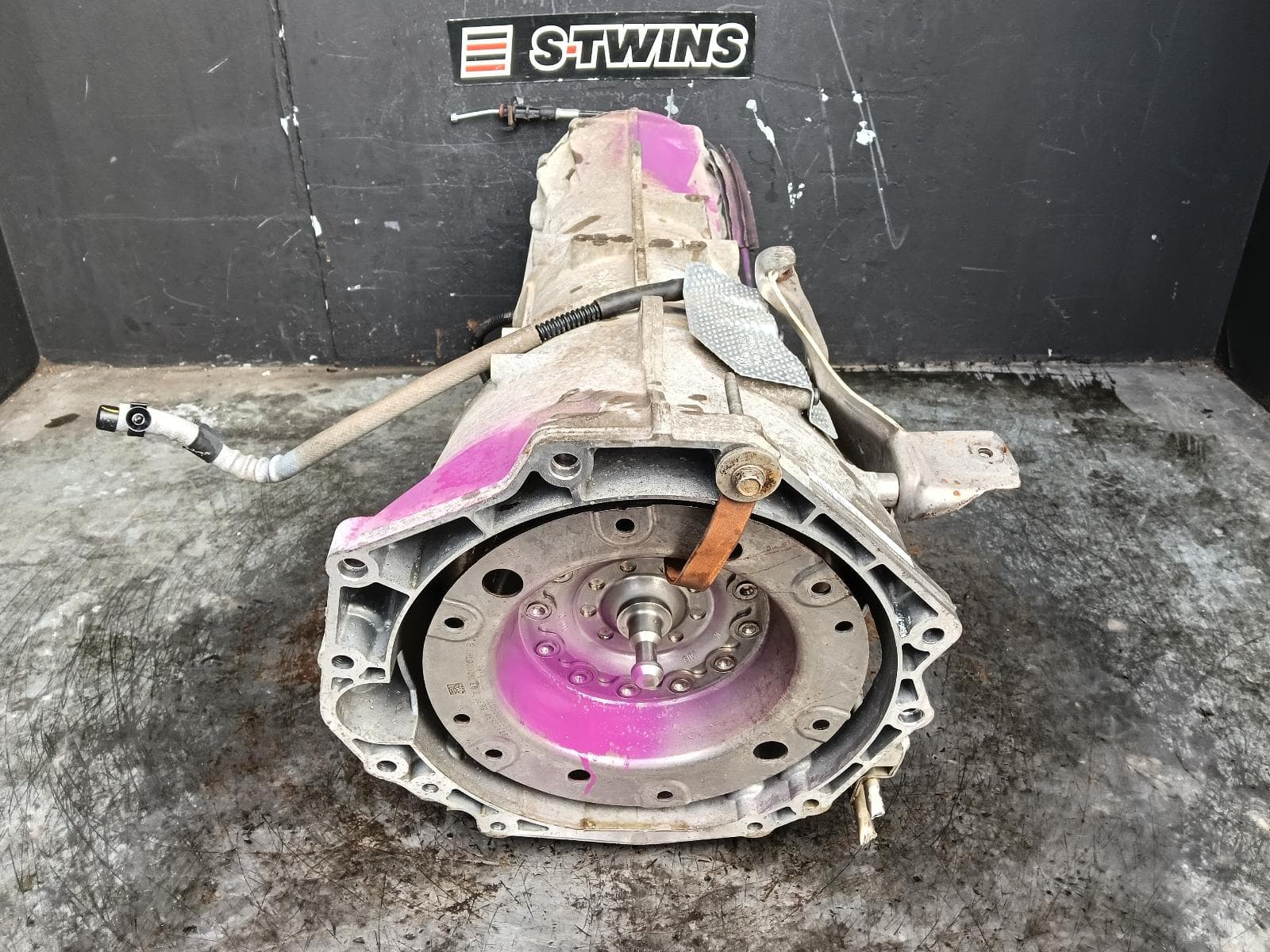 Used auto part listing image: 2019 VOLKSWAGEN AMAROK TRANS GEARBOX AUTO, AWD, DIESEL, 3.0, TURBO, NO TRANSFER CASE, 2H, SZH CODE, 09/16-09/22