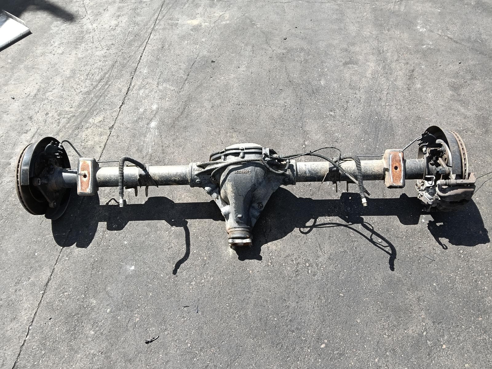 Used auto part listing image: 2019 VOLKSWAGEN AMAROK REAR DIFF ASSEMBLY 2H, SALISBURY TYPE, AUTO T/M, V6, AWD, W/ DISC BRAKE TYPE, 10/16-09/22