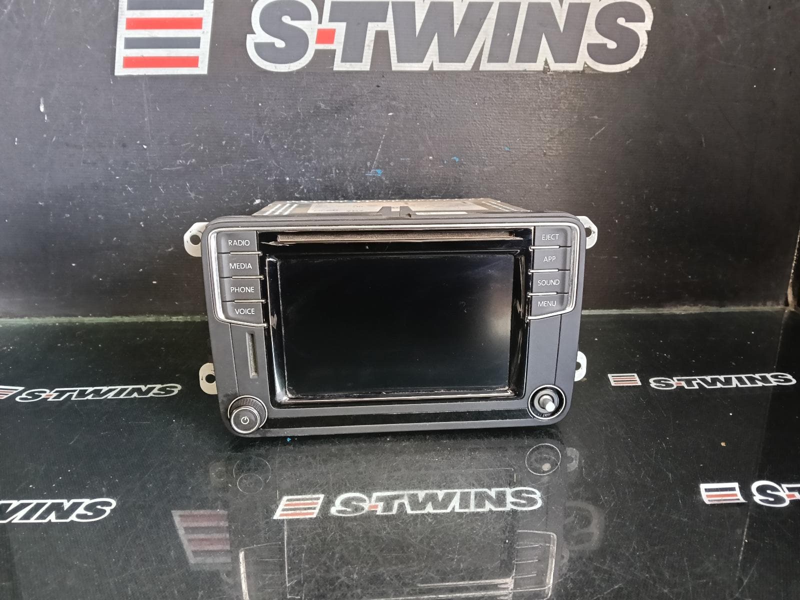 Used auto part listing image: 2019 VOLKSWAGEN AMAROK DISPLAY UNIT, COMPOSITION MEDIA, 6.33IN, 2H, 09/16-09/22