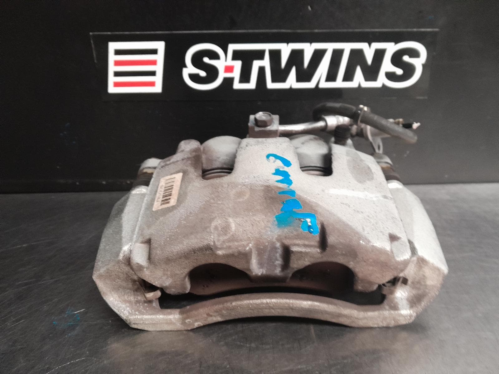 Used auto part listing image: 2020 RAM 1500 CALIPER RH FRONT, WARLOCK TYPE, DS, 02/20-12/23 0000264419