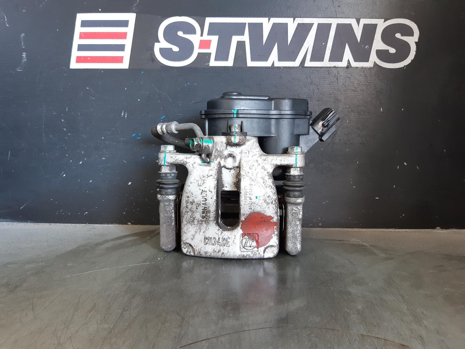 Used auto part listing image: 2022 RENAULT ARKANA CALIPER JL1, LH REAR, 05/21- 0000309044