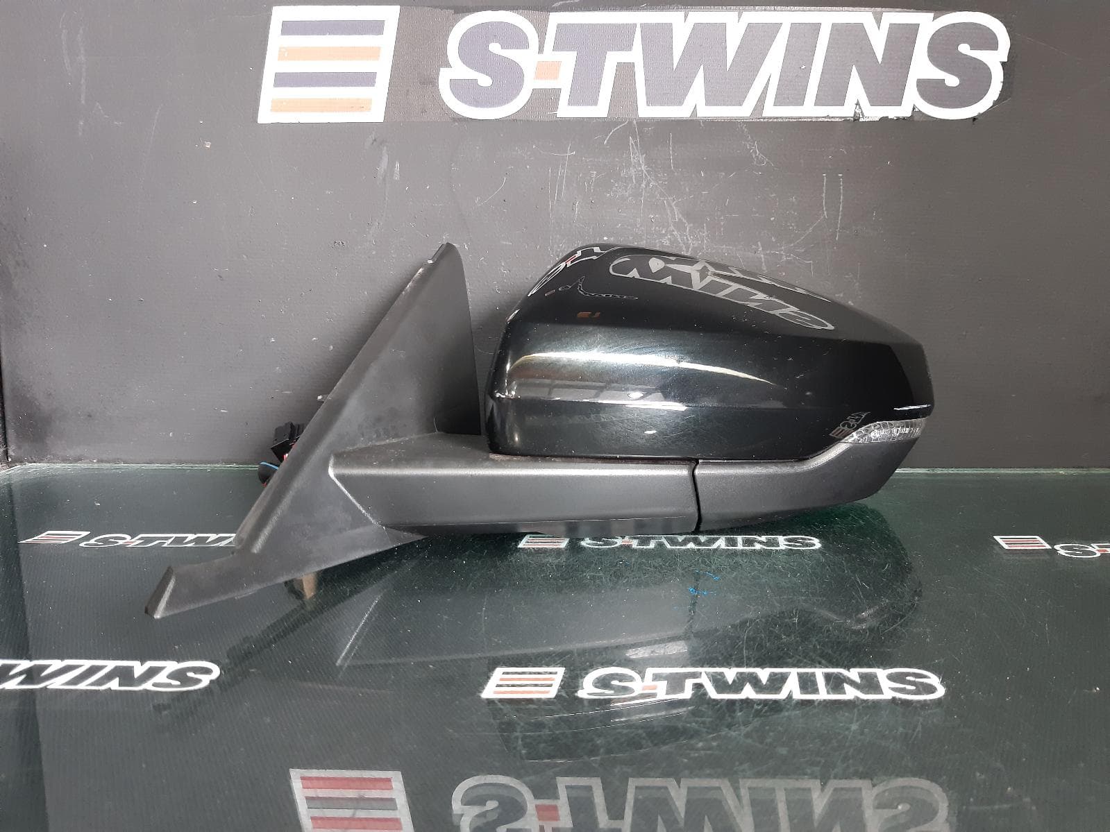 Used auto part listing image: 2021 AUDI A1 LEFT DOOR MIRROR POWER FOLD, BLACK, GB, 01/19- 0000324855