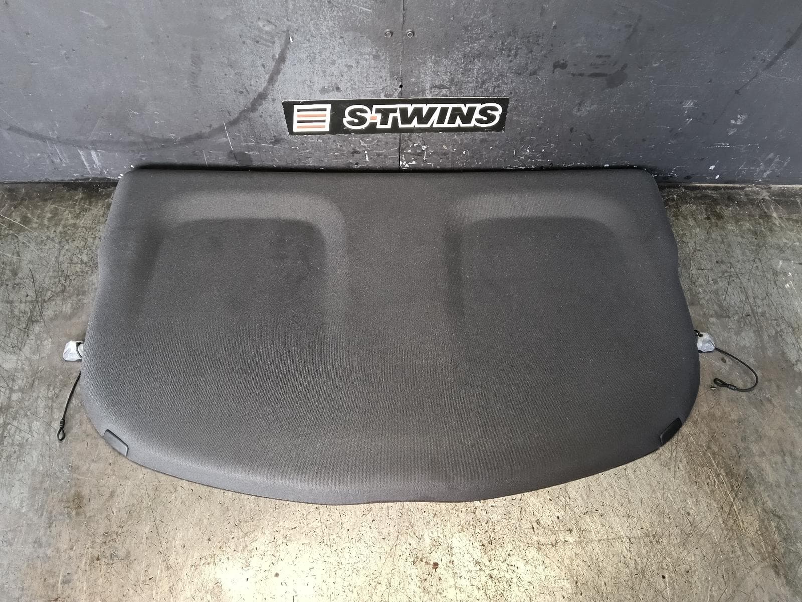 Used auto part listing image: 2015 MERCEDES GLA CLASS PARCEL SHELF CARGO BLIND X156, 04/14-01/20 0000428847