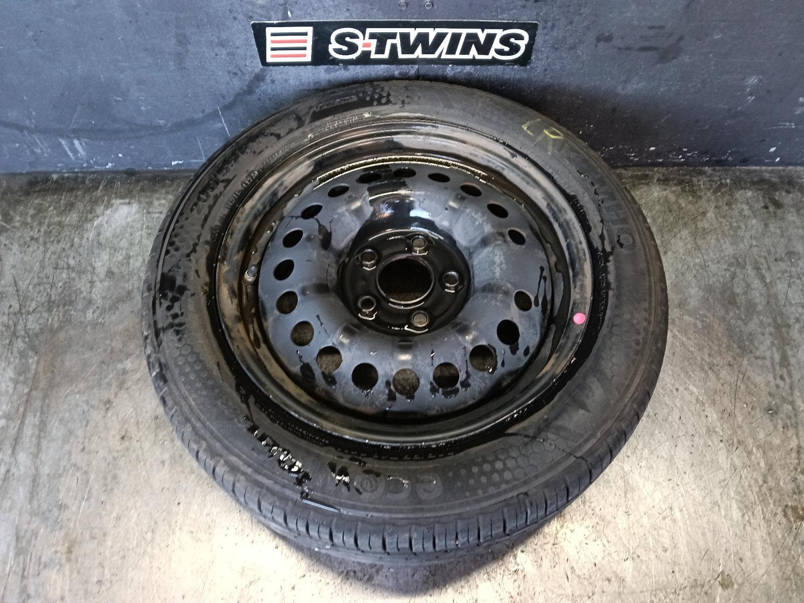 Used auto part listing image: 2018 HYUNDAI I30 WHEEL STANDARD STEEL PD, FACTORY, 16X6.5IN, HATCH (S. KOREA VIN KMHH), GO/ACTIVE/ELITE/SR, 03/17-07/20 0000428869