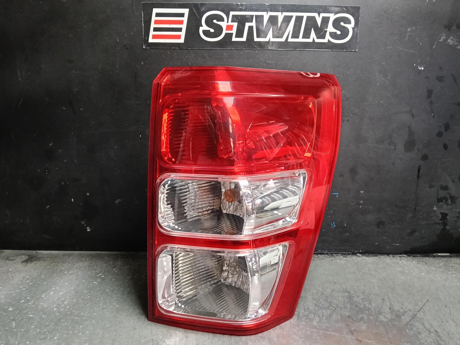 Used auto part listing image: 2011 SUZUKI VITARA RIGHT TAILLIGHT GRAND VITARA, JB-JT, 5DR, 04/05-12/18 0000429170