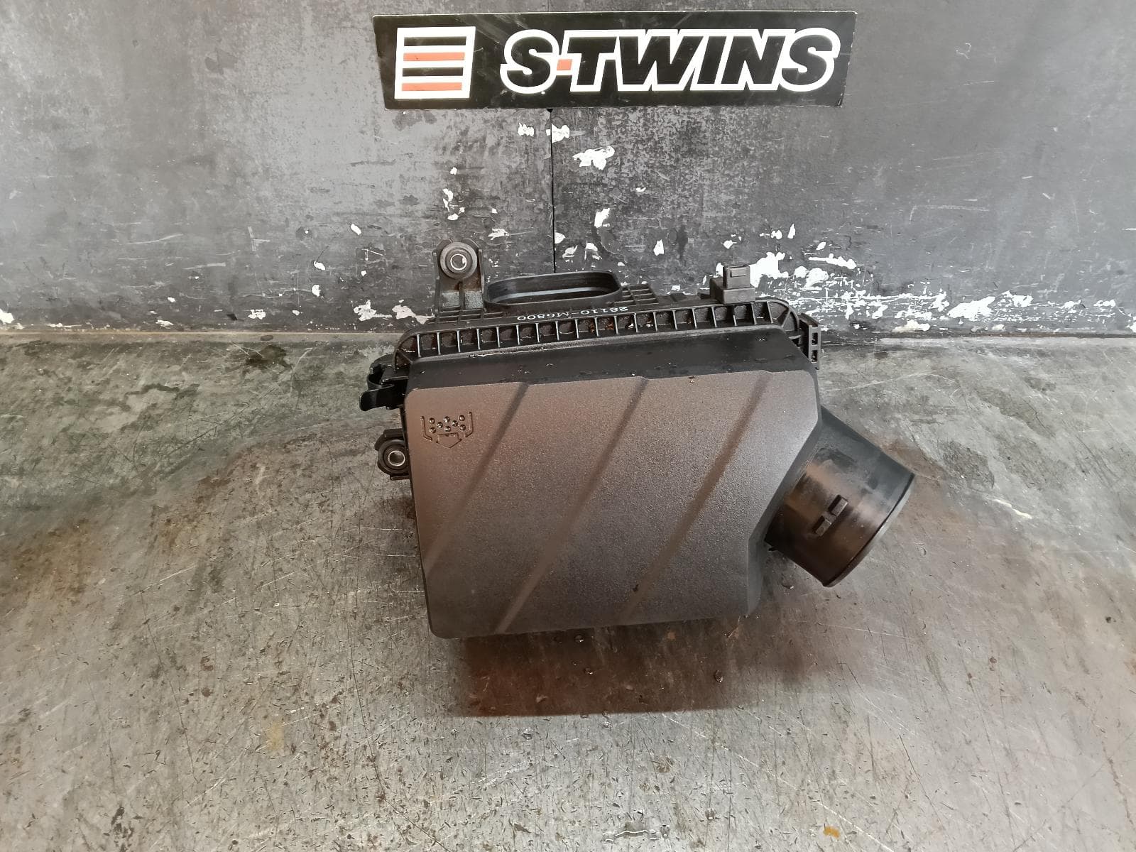 Used auto part listing image: 2023 KIA CERATO AIR CLEANER BOX AIR CLEANER, BD, 1.6, PETROL, 09/18-09/24 0000401303