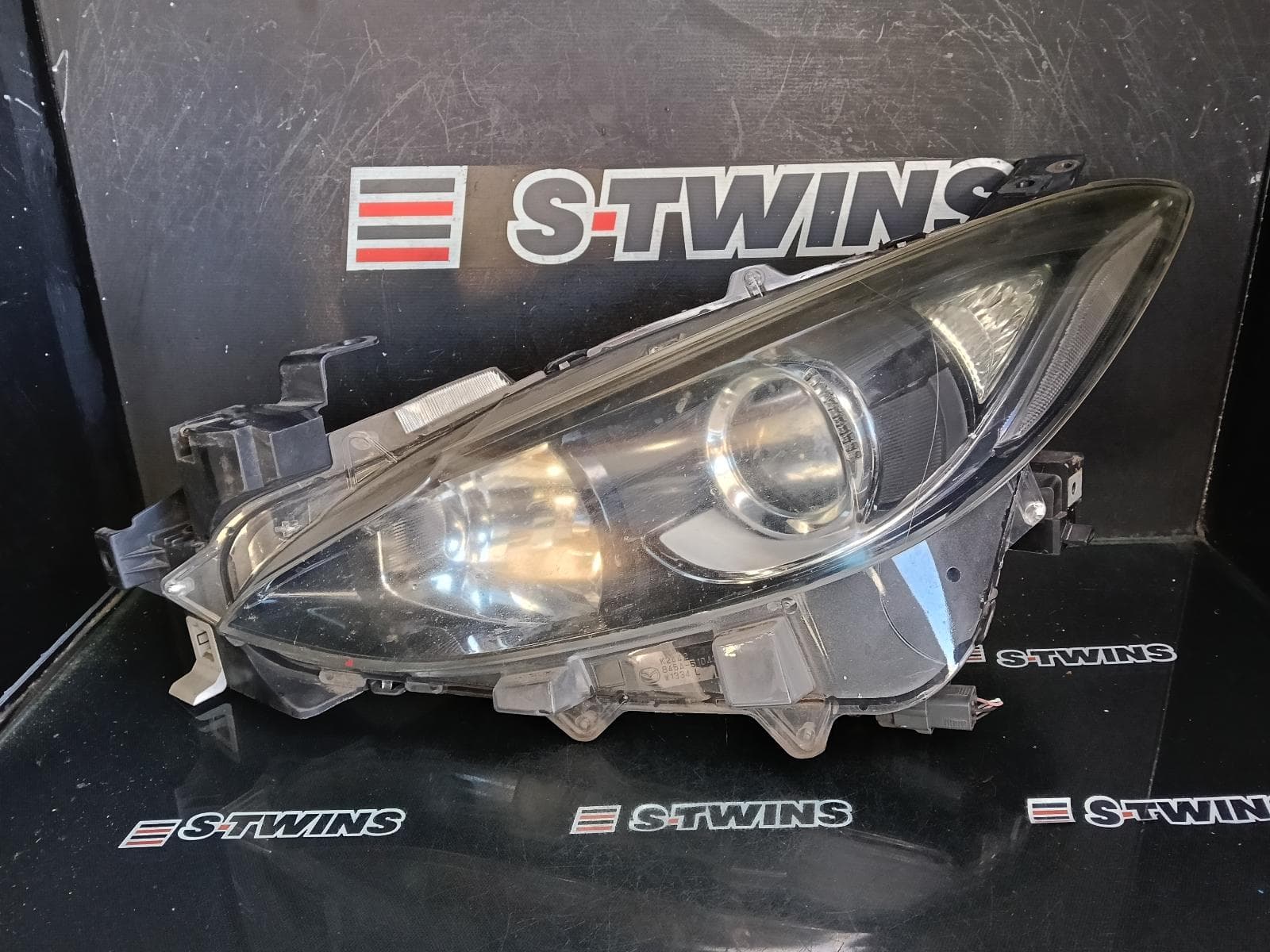 Used auto part listing image: 2015 MAZDA 3 LEFT HEADLAMP BM, NEO/MAXX/TOURING/SP25, HALOGEN TYPE, 11/13-05/16 0000410976