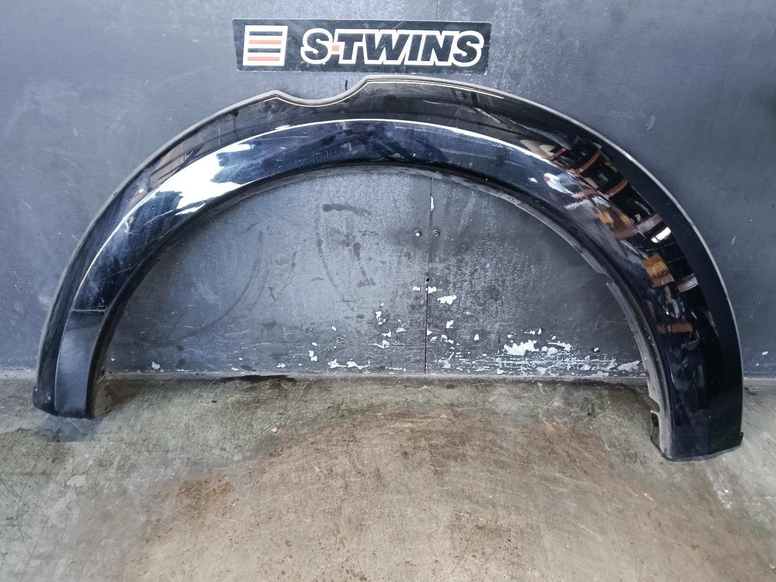 Used auto part listing image: 2018 MITSUBISHI TRITON WHEEL ARCH FLARE MQ, LH REAR, 03/15-10/18 0000403979