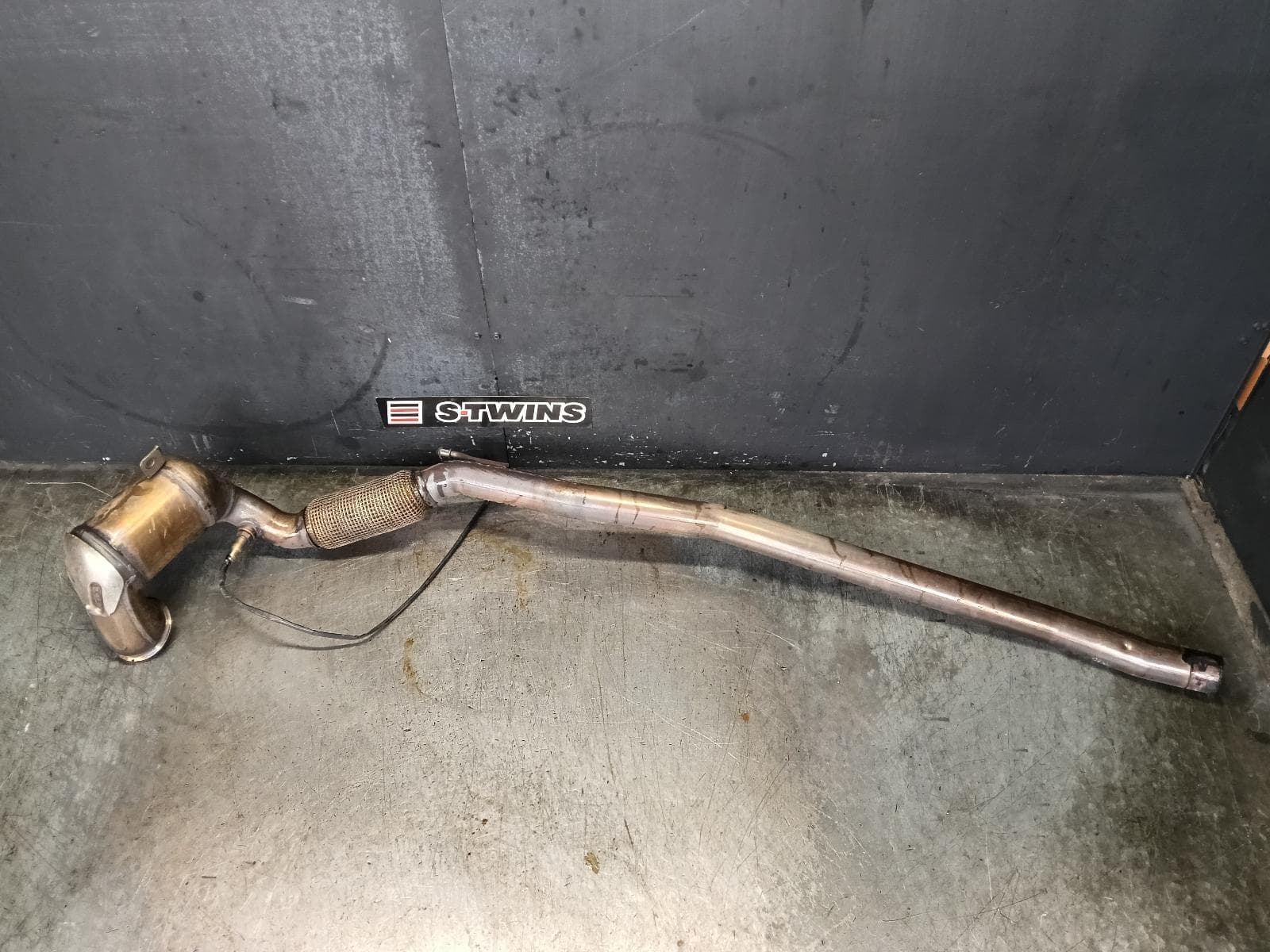 Used auto part listing image: 2015 AUDI A3 CATALYTIC CONVERTER DOWNPIPE-CAT TYPE, 1.8, PETROL, 8V, 03/13-05/16 0000429324
