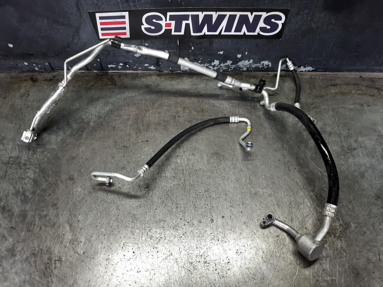 Used auto part listing image: 2020 HYUNDAI TUCSON A C HOSES PETROL, 2.0, UNDER BONNET SET, TL, 06/15- 0000306565