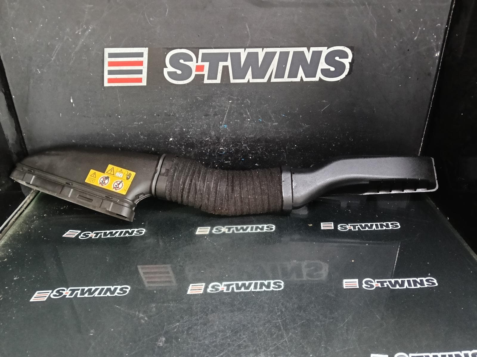 Used auto part listing image: 2015 MERCEDES GLA CLASS AIR CLEANER DUCT HOS X156, AIR INTAKE DUCT, PETROL, 2.0, TURBO, 270.920 CODE, GLA250, 04/14-01/20 0000429526