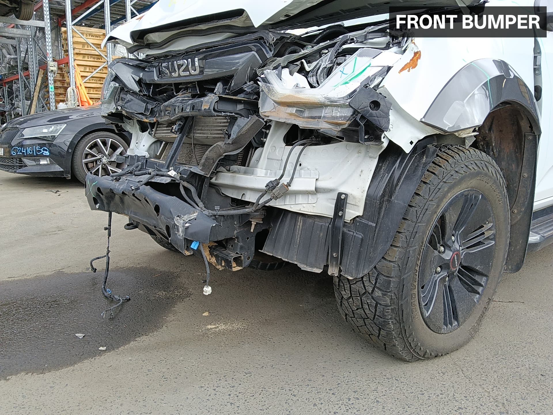 2022 ISUZU DMAX 15