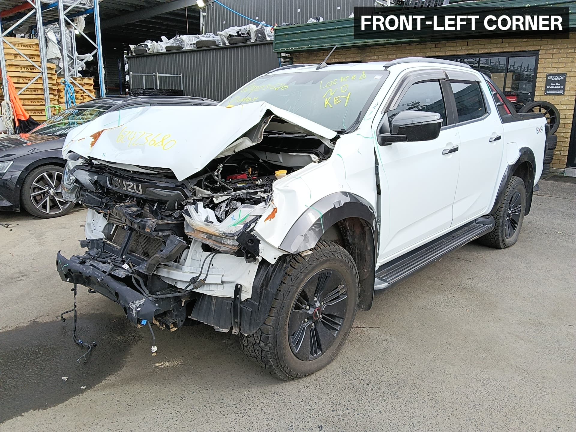 2022 ISUZU DMAX 8