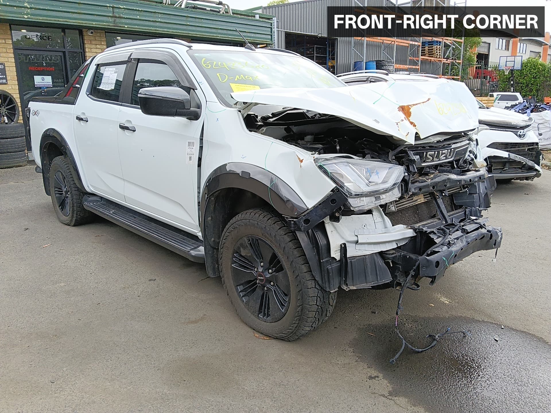 2022 ISUZU DMAX 9