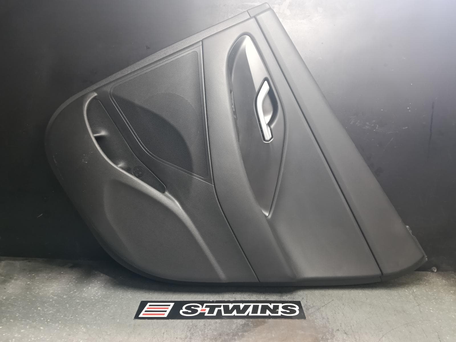 Used auto part listing image: 2020 HYUNDAI I30 DOOR TRIM RH REAR, PD, HATCH (S.KOREA VIN KMHH), 03/17-12/23