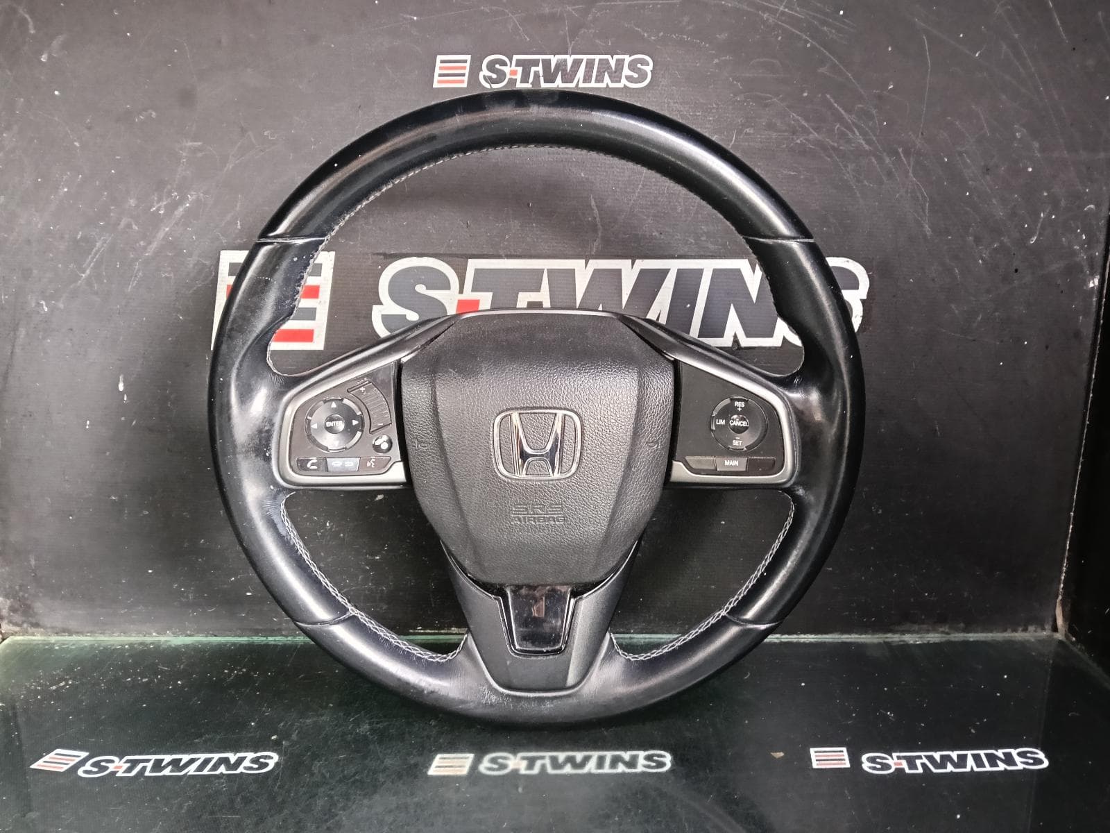 Used auto part listing image: 2017 HONDA CIVIC STEERING WHEEL 10TH GEN, LEATHER, VTi S/VTi L/RS, 05/16-02/19