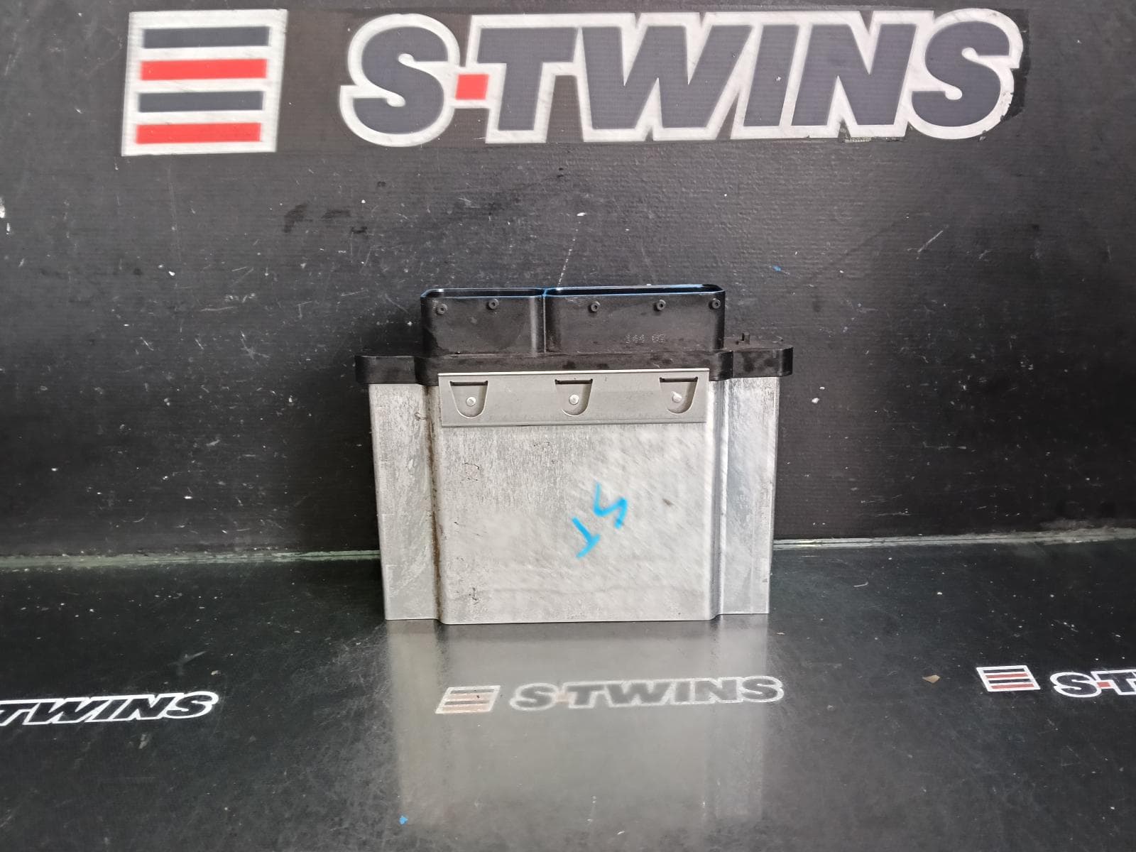 Used auto part listing image: 2017 SKODA OCTAVIA ENGINE ECU, 1.4, PETROL, CZDA CODE, SEC SET (ECU/IMM/READER/KEY), NE, 09/13-09/20