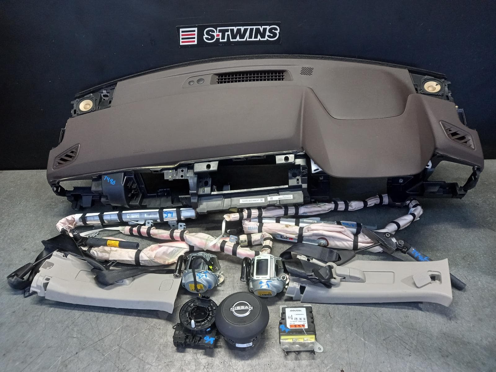 Used auto part listing image: 2023 NISSAN XTRAIL AIRBAG ASSEMBLY T33, 08/22- 0000390772