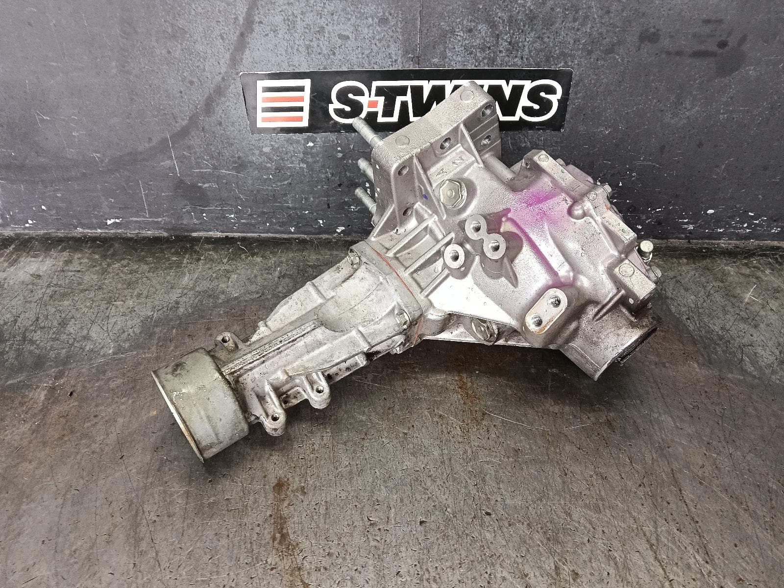 Used auto part listing image: 2018 TOYOTA KLUGER TRANSFER CASE XU50 SERIES, 03/14-02/21 0000430068