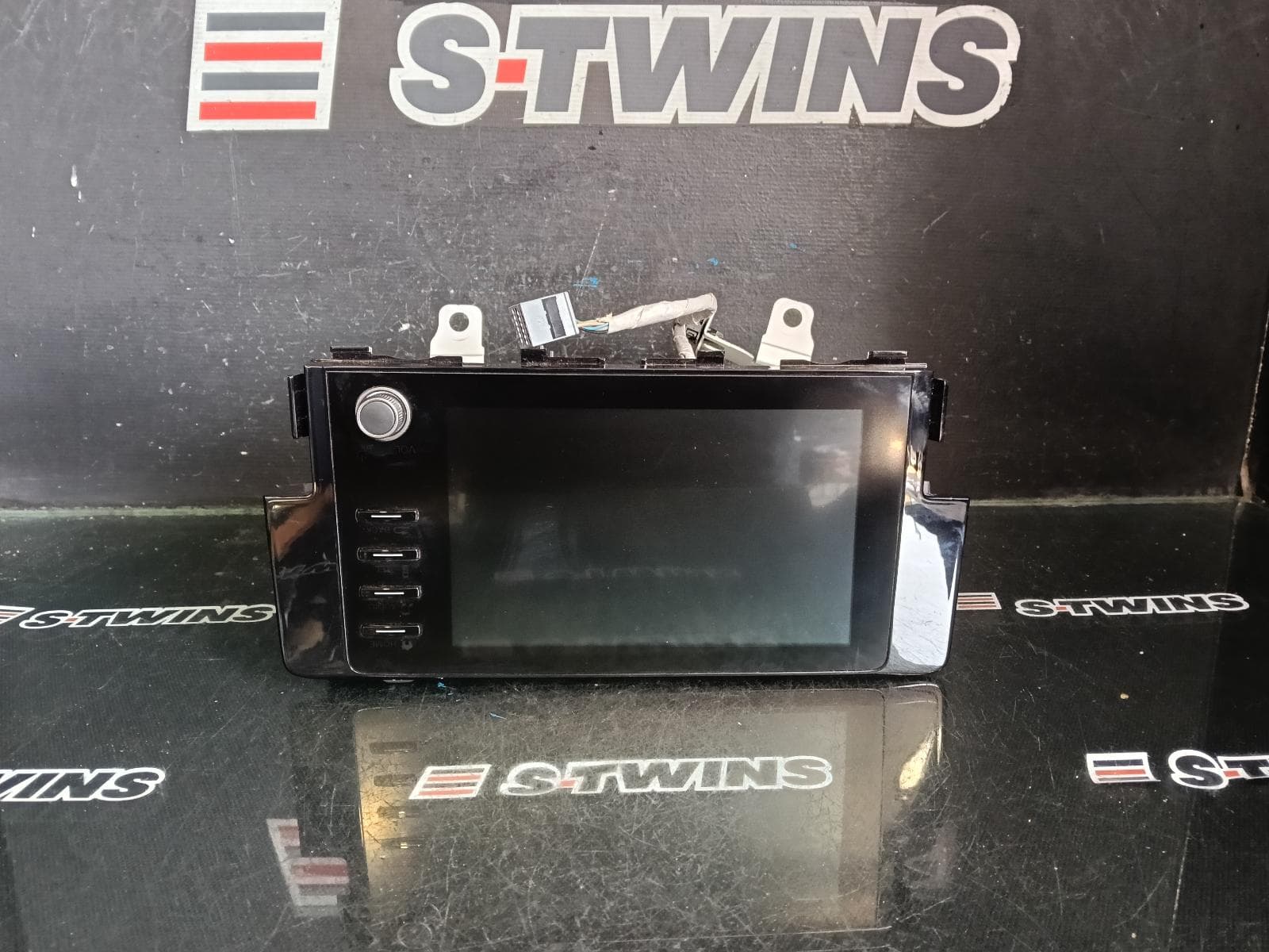 Used auto part listing image: 2019 HONDA CIVIC 7in TOUCHSCREEN (W/ SAT NAV TYPE), 10TH GEN, 05/16-08/21