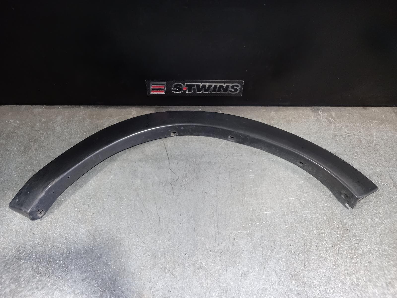 Used auto part listing image: 2021 RAM 1500 WHEEL ARCH FLARE DS, RH FRONT, 11/17-12/23 0000231711