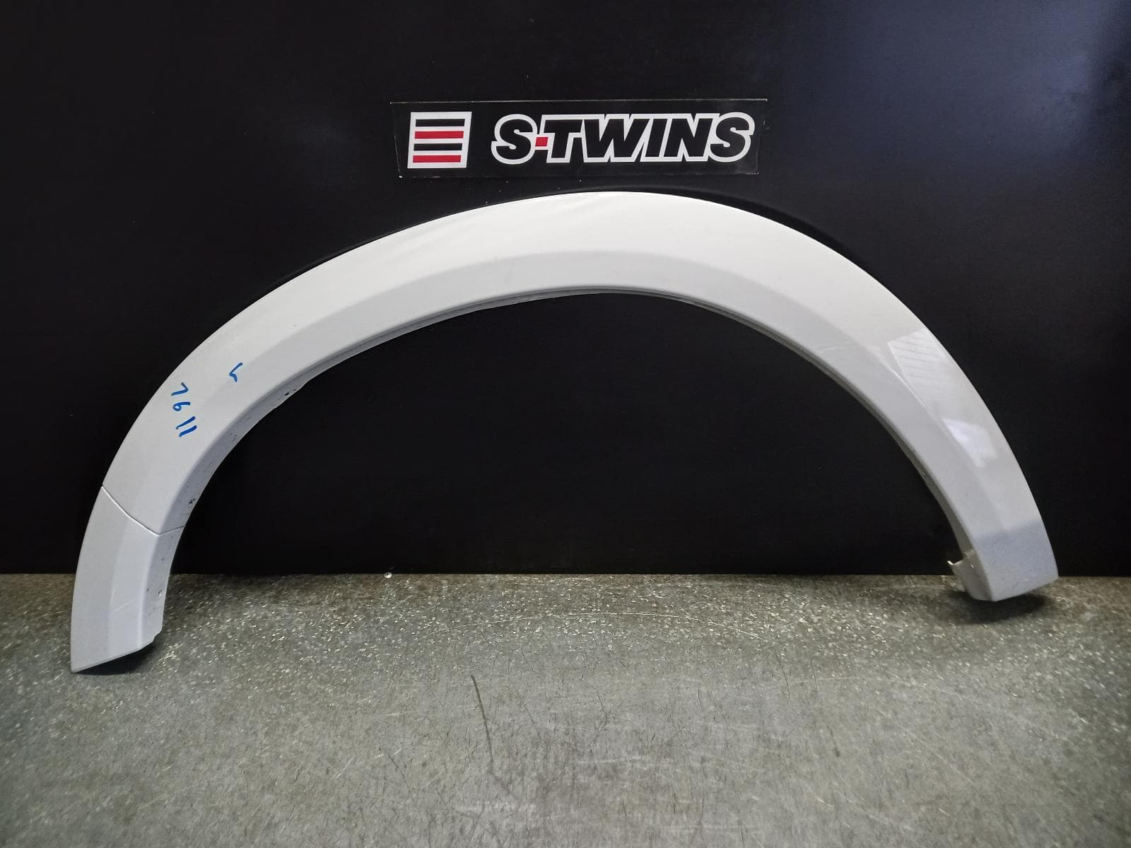 Used auto part listing image: 2019 RAM 1500 WHEEL ARCH FLARE DS, LH FRONT, 11/17-12/23 0000279891