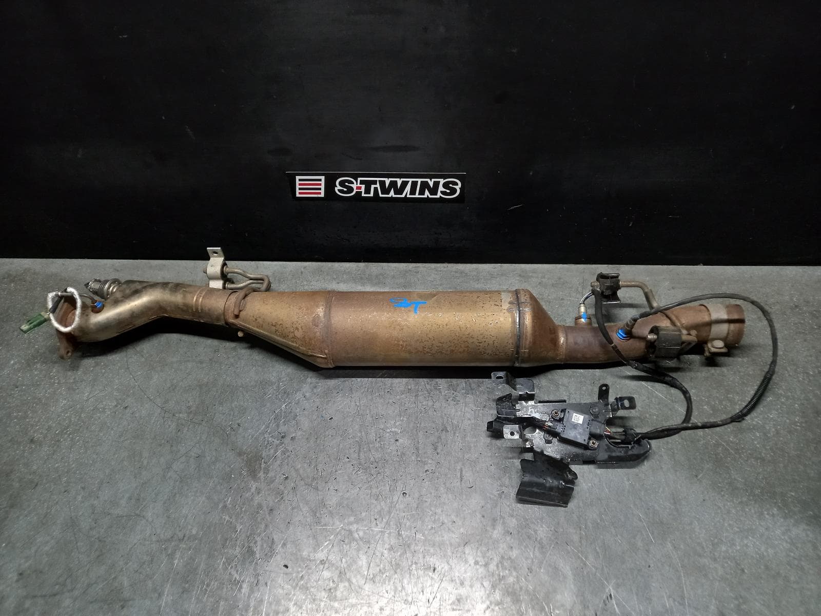 Used auto part listing image: 2019 RAM 1500 PARTICULATE FILTER DPF DS, 01/16-12/23 0000345841