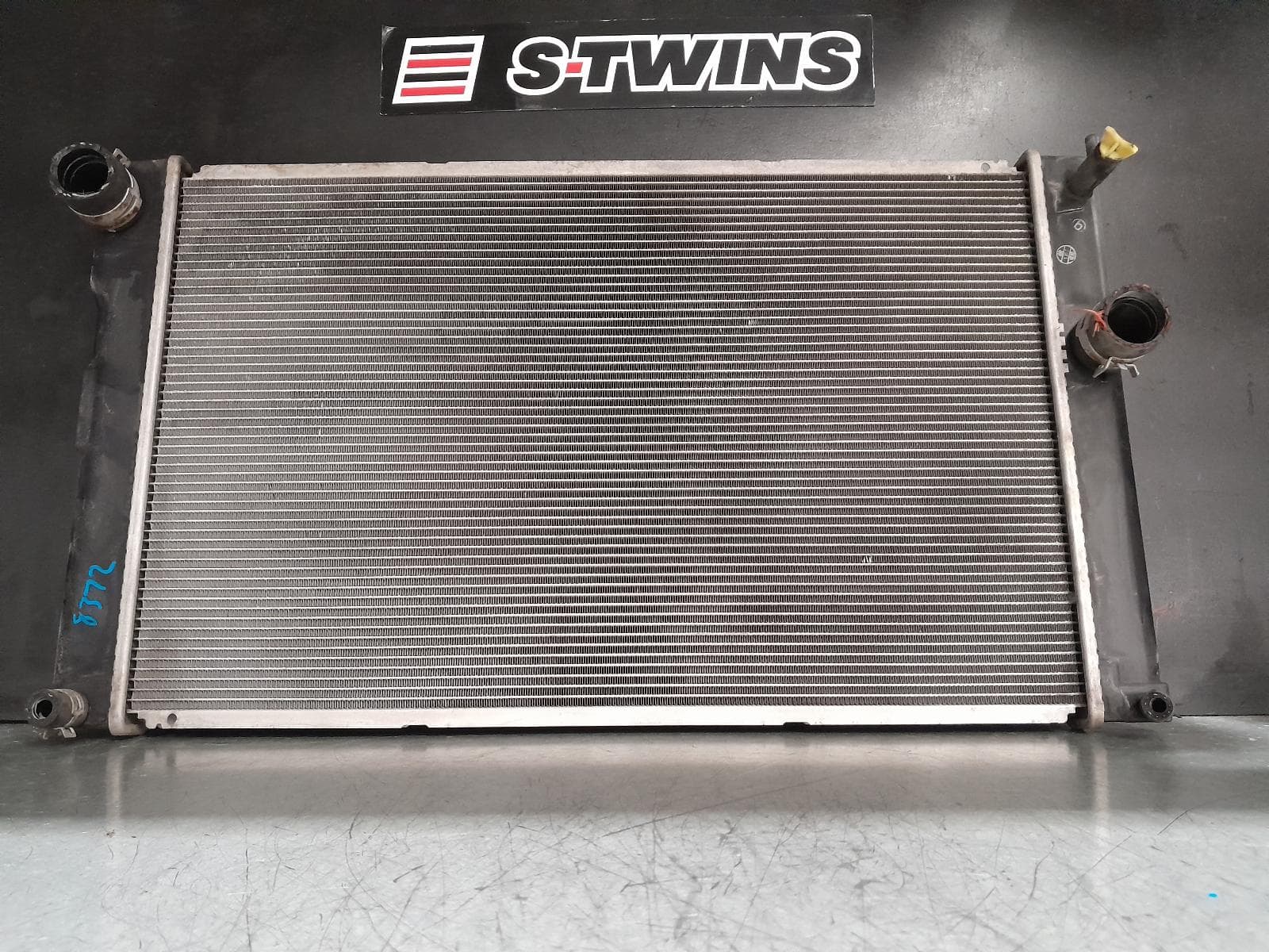 Used auto part listing image: 2012 LEXUS CT200H RADIATOR AUTO, 1.8, 2ZR-FXE, ZWA10, 12/10- 0000371222