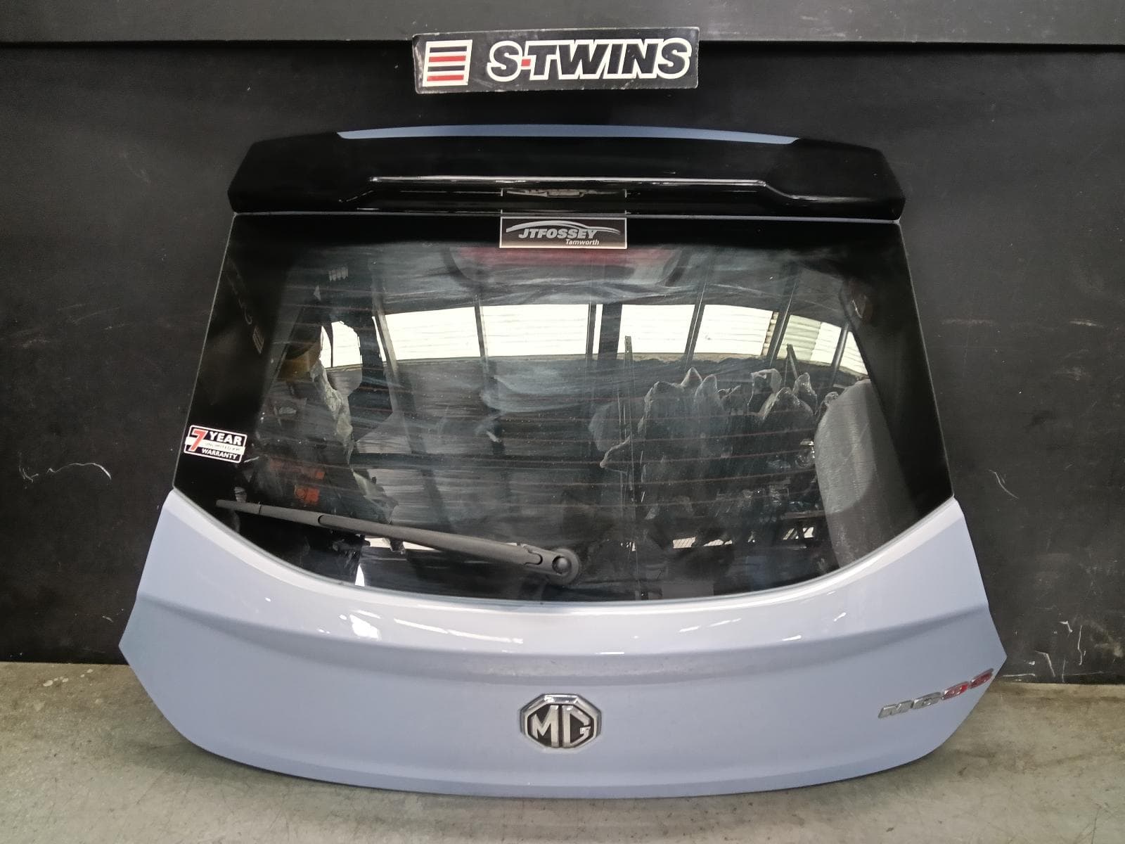 Used auto part listing image: 2022 MG MG3 BOOTLID TAILGATE TAILGATE, W/ SPOILER TYPE, SZP1, 06/18-10/25 0000420525