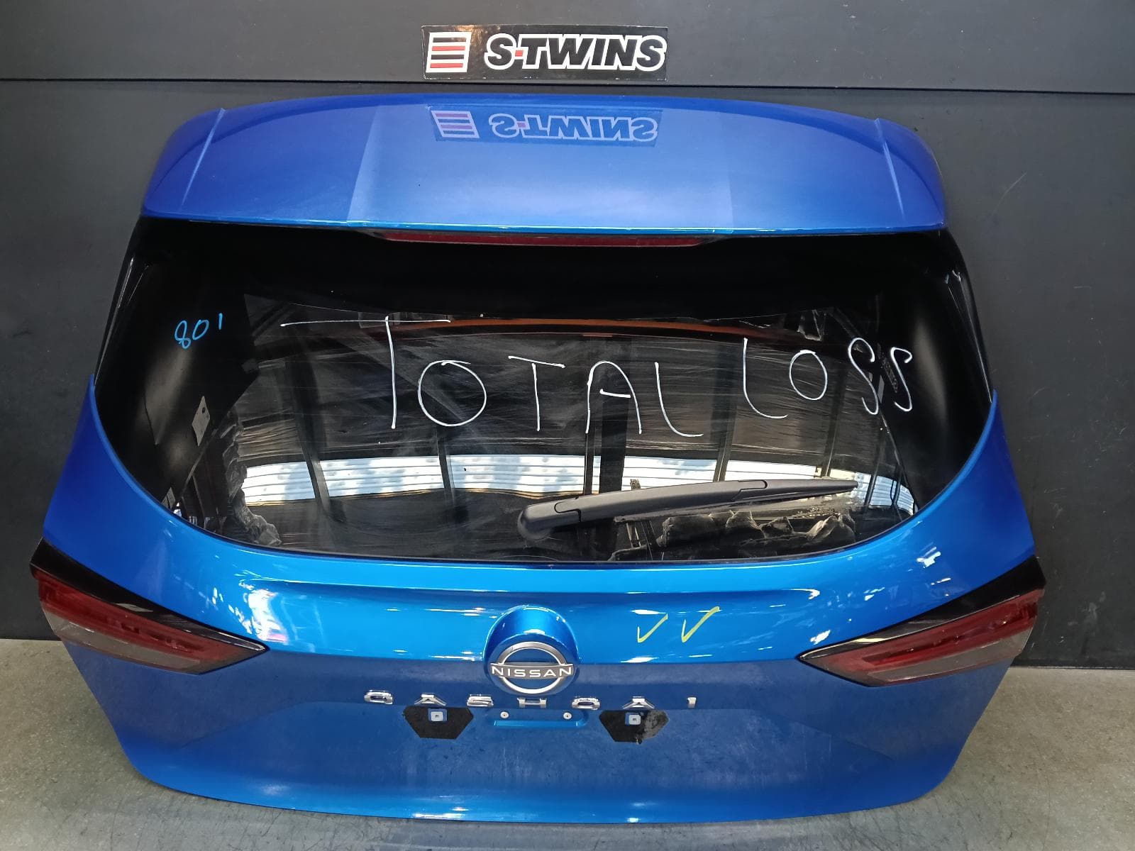 Used auto part listing image: 2024 NISSAN QASHQAI BOOTLID TAILGATE J12, TAILGATE, NON POWER TAILGATE TYPE, 07/24- 0000408013