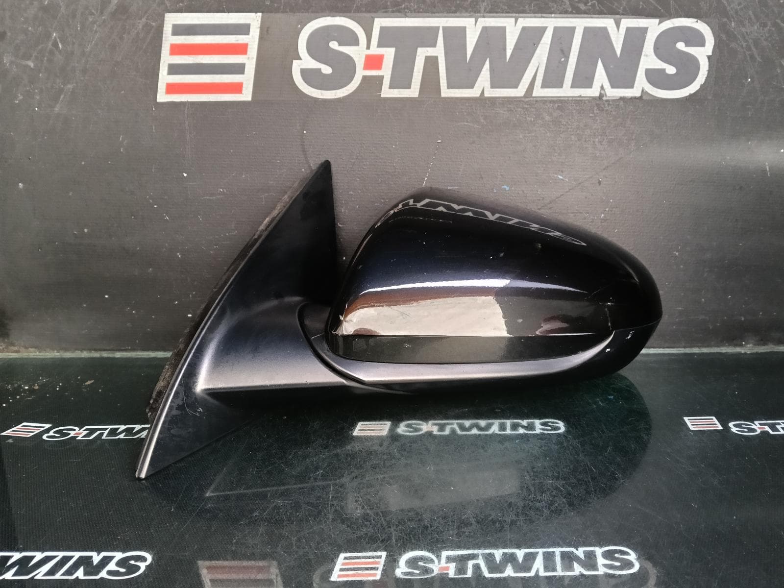 Used auto part listing image: 2019 HYUNDAI I30 LEFT DOOR MIRROR PD, HATCH (S.KOREA VIN KMHH), W/ MANUAL FOLD, NON INDICATOR, NON BLIND SPOT TYPE, 03/17-12/23 0000402564
